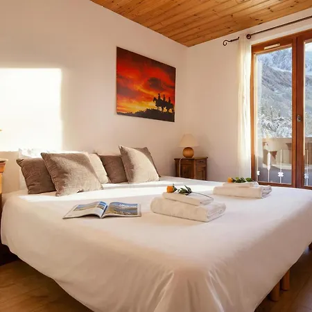 Du Golf618 Family Retreat For 9 Next To Lifts - Happy Chalet *